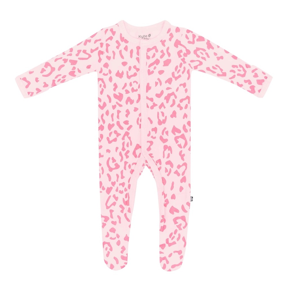Kyte baby zippered romper in pink leopard